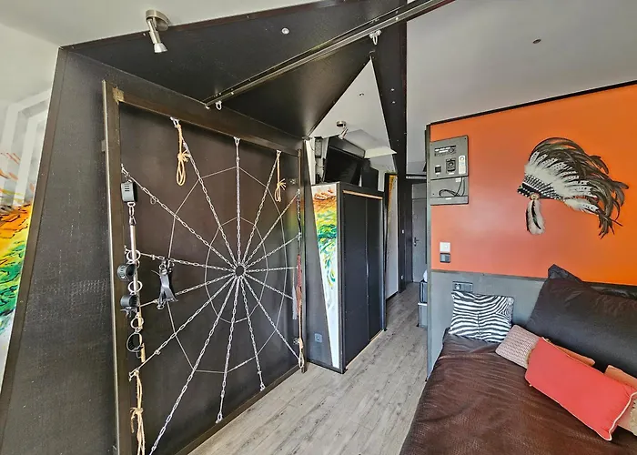 Apartment Naturist Cap Carbone